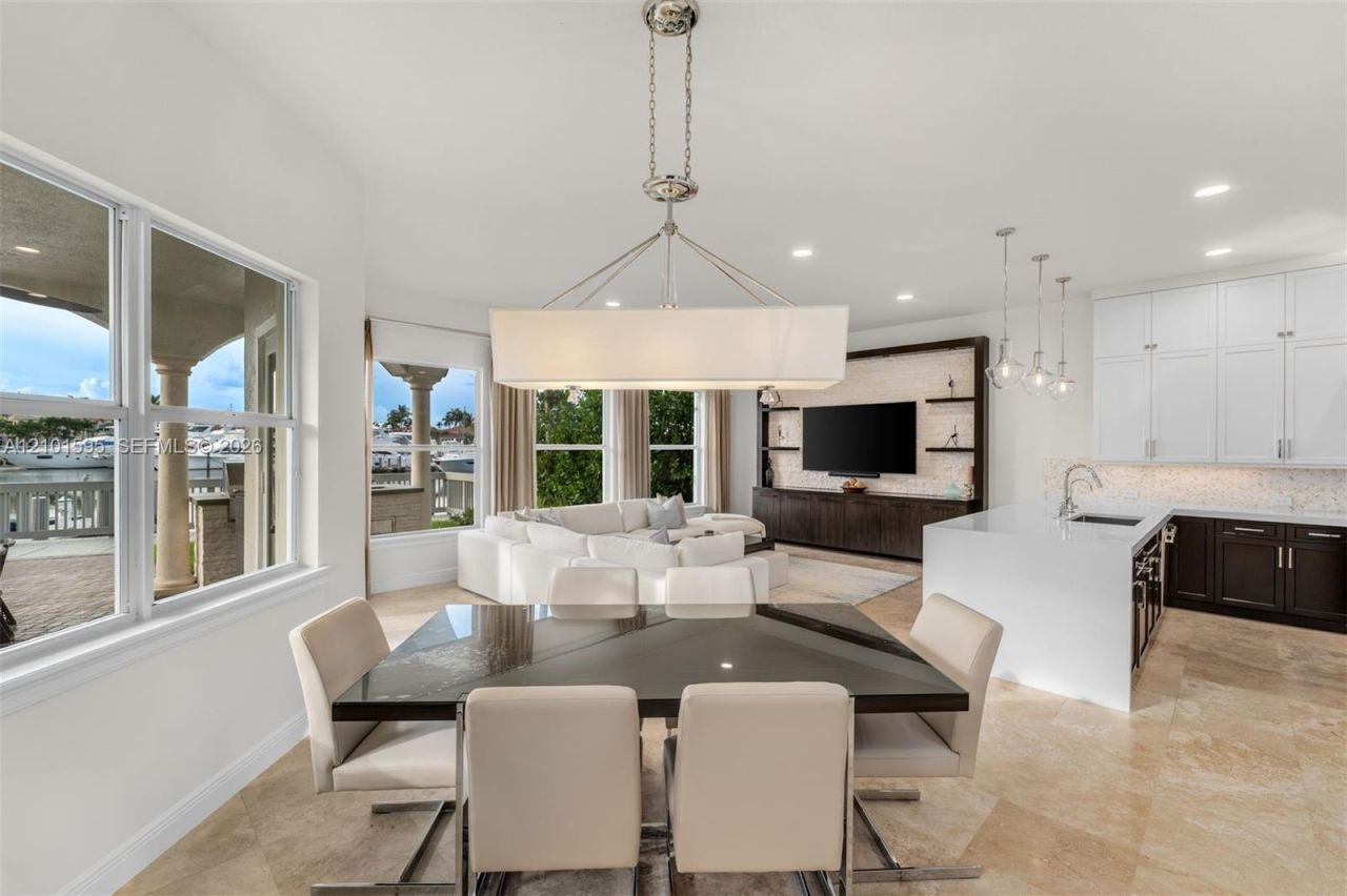 1426 Commodore Way , Hollywood, FL 33019 Photo