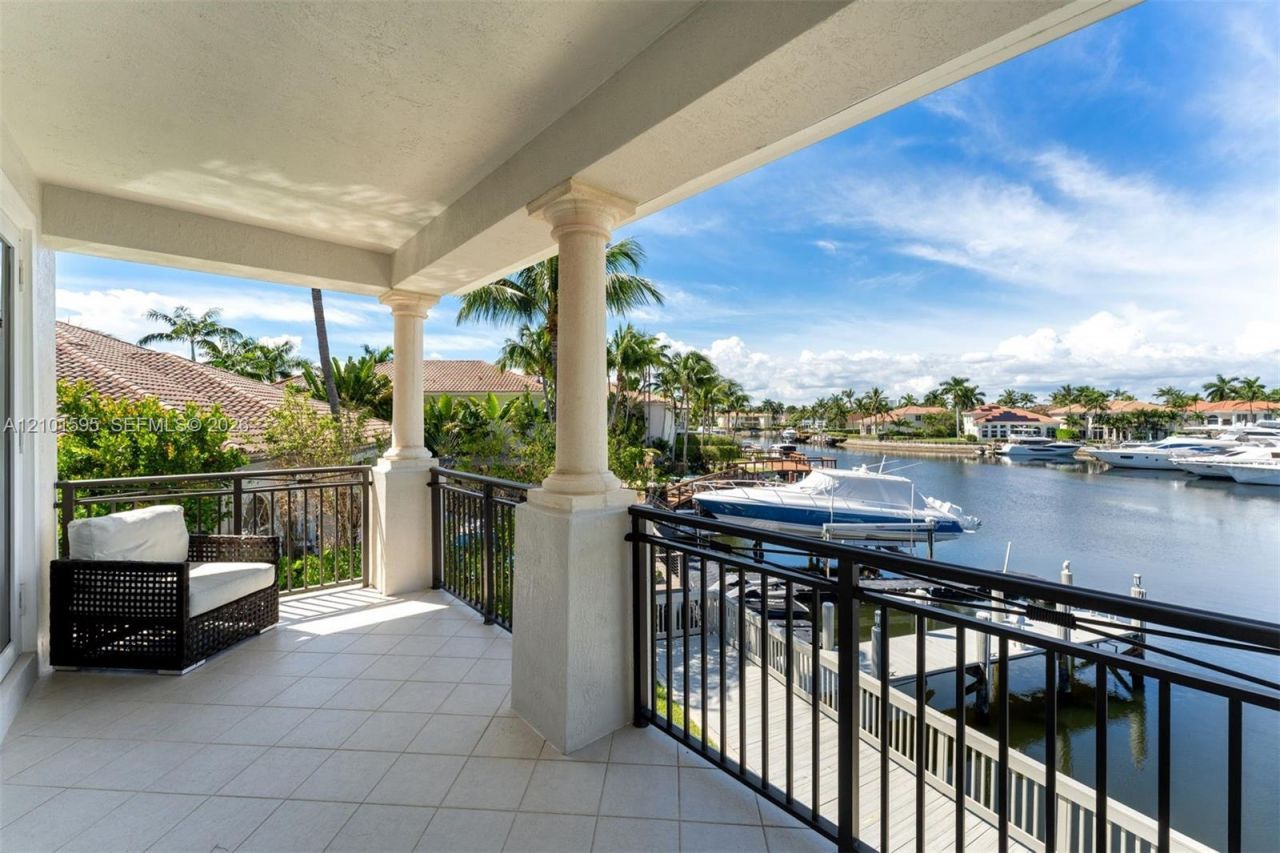 1426 Commodore Way , Hollywood, FL 33019 Photo