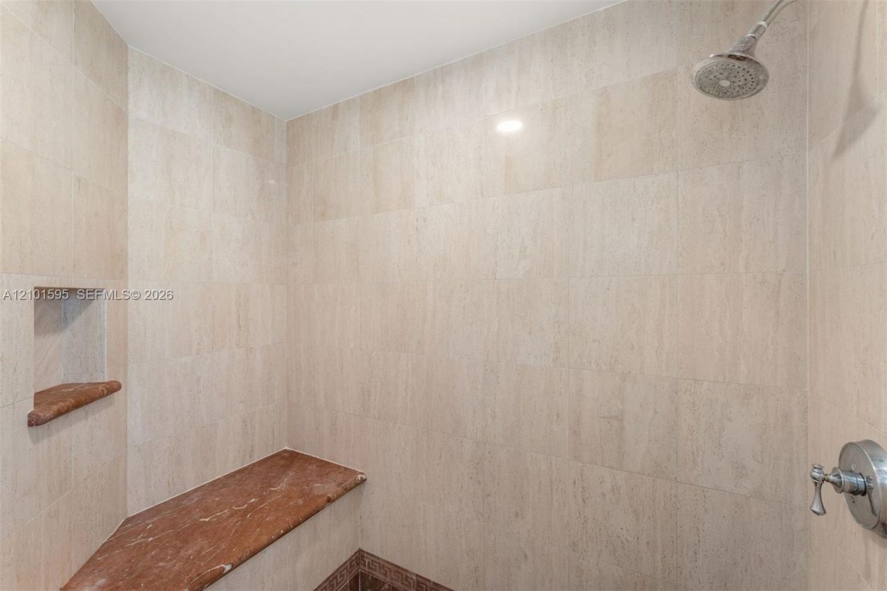 1426 Commodore Way , Hollywood, FL 33019 Photo