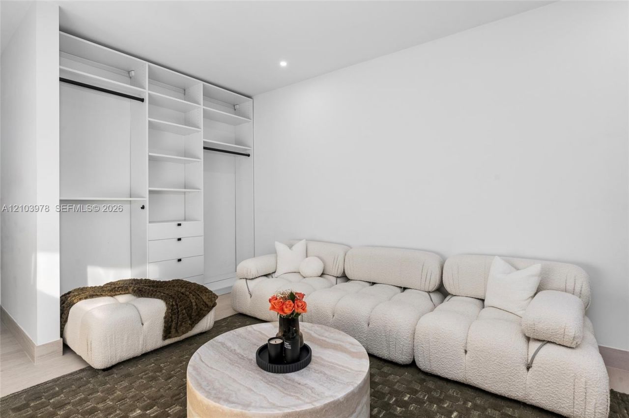 8033 Noremac Ave , Miami Beach, FL 33141 Photo