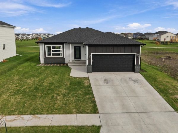 838 2nd Avenue, Horace, ND 58047