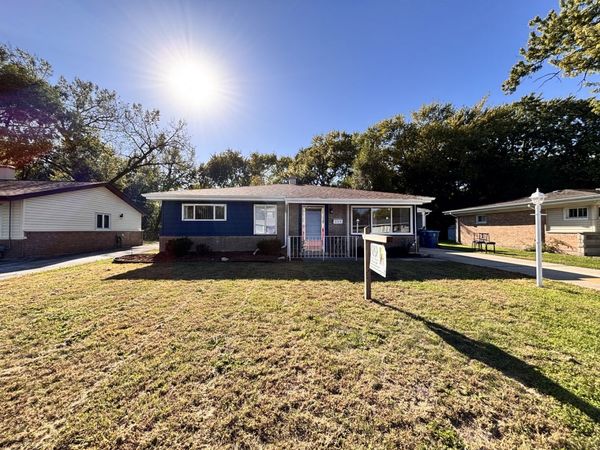 385 166th Street , Calumet City, IL 60409