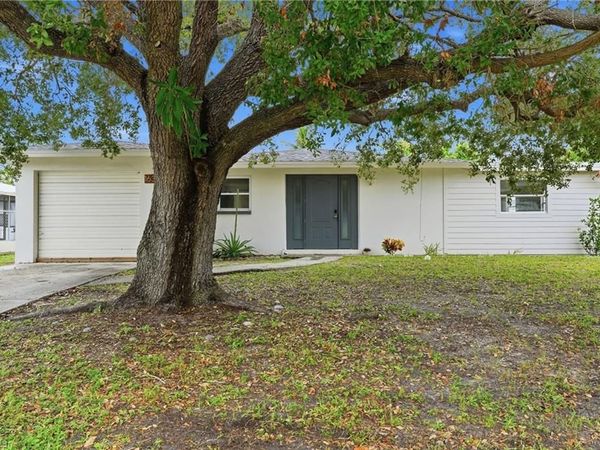 1635 Lowell CT, FORT MYERS, FL 33907
