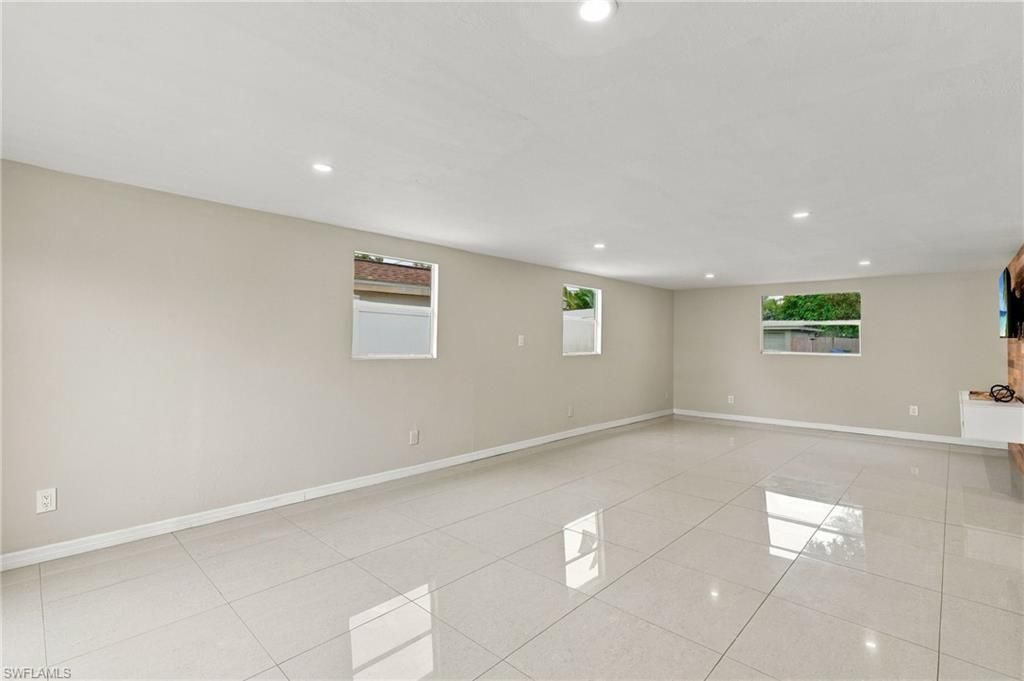 1635 Lowell Ct, Fort Myers, FL 33907 Photo