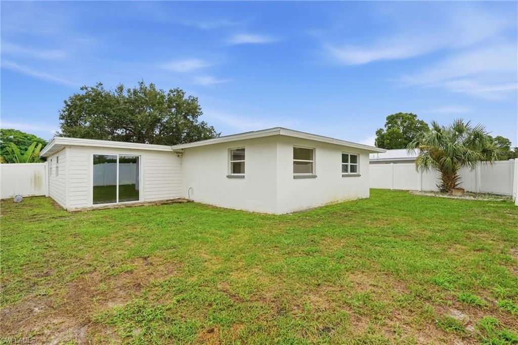 1635 Lowell Ct, Fort Myers, FL 33907 Photo