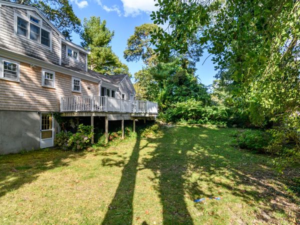 11 Burtonwood Avenue , Bourne, MA 02532