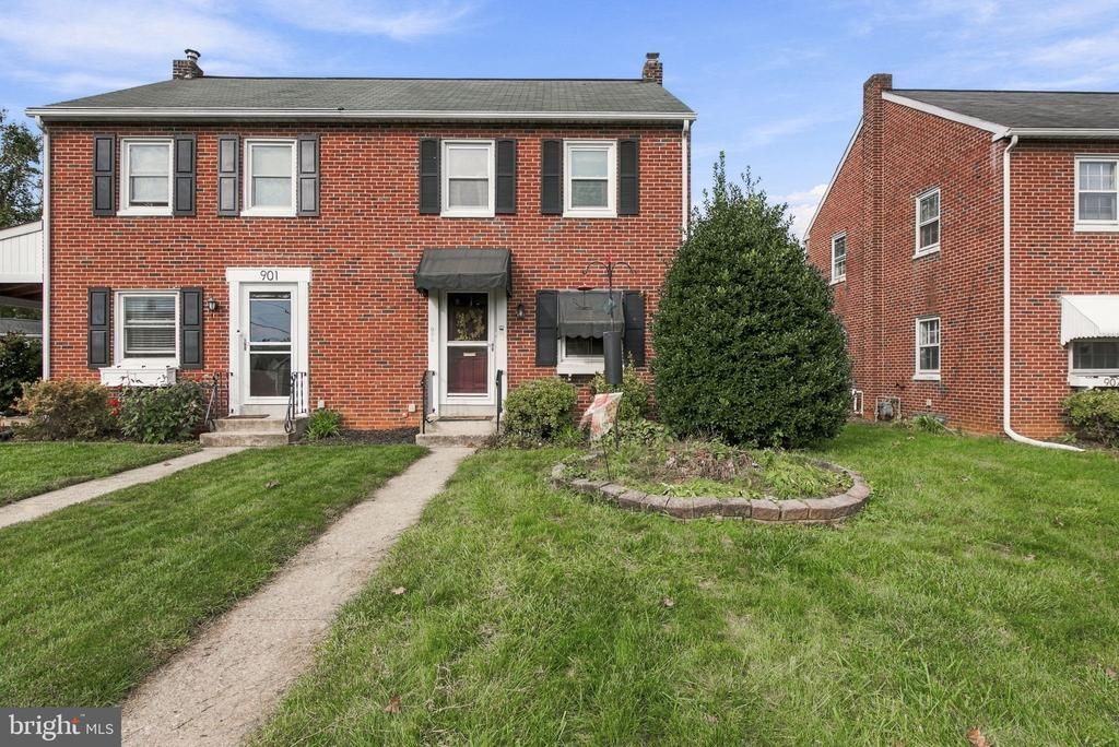 903 GREEN TERRACE , LANCASTER, PA 17601