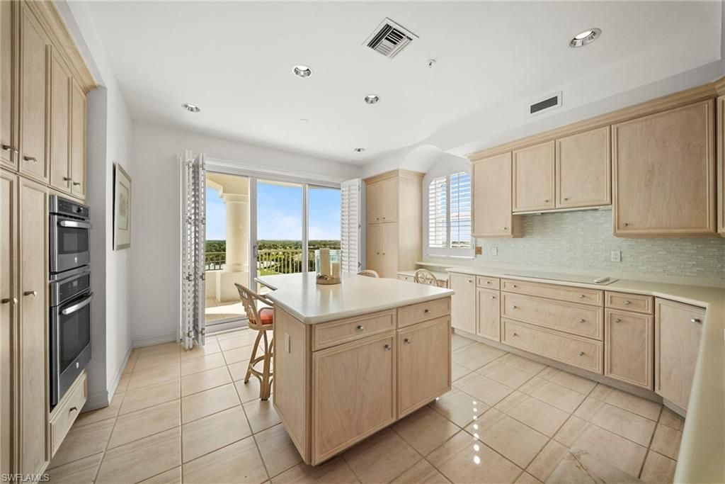 4811 Island Pond Ct , Unit 801, Bonita Springs, FL 34134 Photo