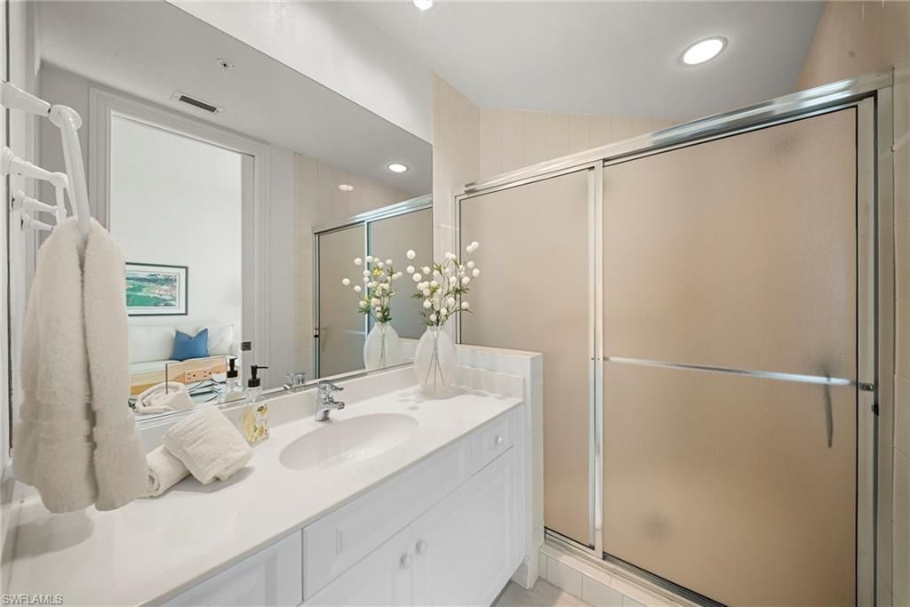 4811 Island Pond Ct , Unit 801, Bonita Springs, FL 34134 Photo