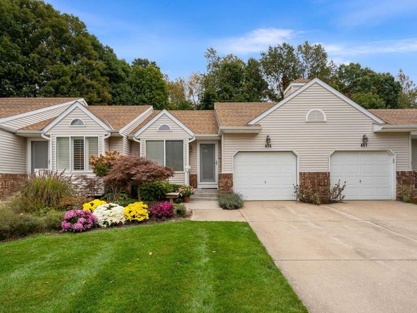 455 Amity Street, Unit 14, Douglas, MI 49406
