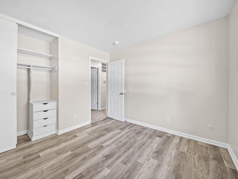 1926 Woodette Road , Columbus, OH 43232 Photo 19