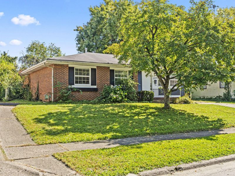 1926 Woodette Road , Columbus, OH 43232 Photo 3