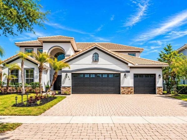 3747 EAGLE ISLE CIRCLE , KISSIMMEE, FL 34746