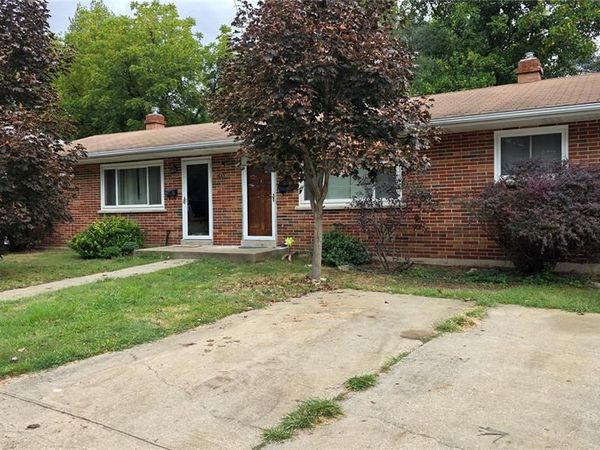 133 Woodlawn Drive , St Charles, MO 63301