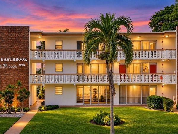 500 S Luna Ct , Unit 3, Hollywood, FL 33021
