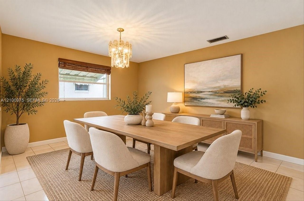 500 S Luna Ct , Unit 3, Hollywood, FL 33021 Photo