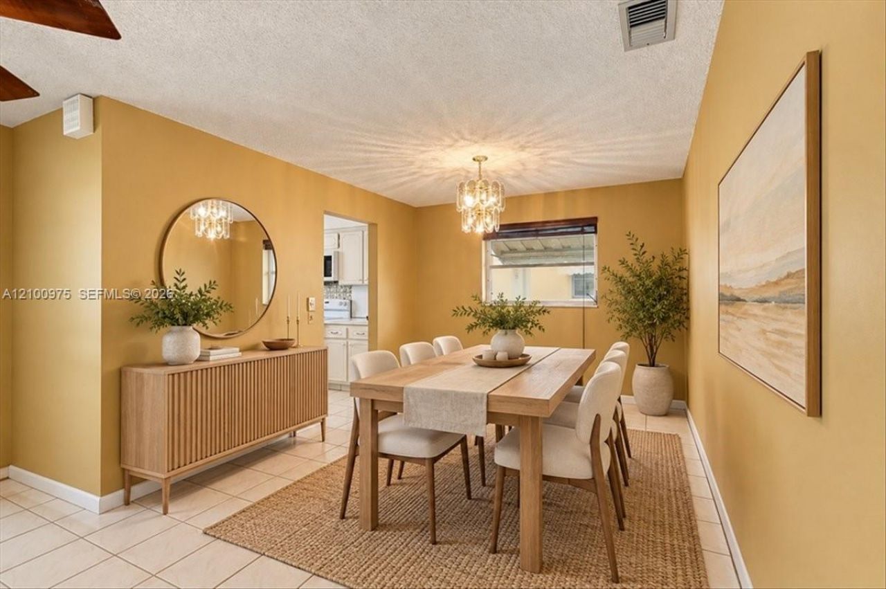 500 S Luna Ct , Unit 3, Hollywood, FL 33021 Photo