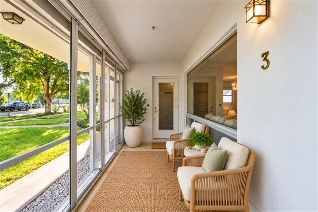 500 S Luna Ct , Unit 3, Hollywood, FL 33021 Photo