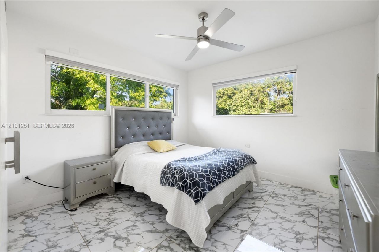 12599 NE 2nd Ave, North Miami, FL 33161 Photo