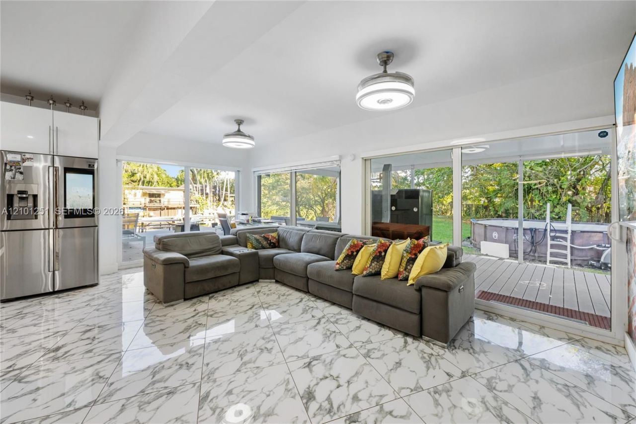 12599 NE 2nd Ave, North Miami, FL 33161 Photo