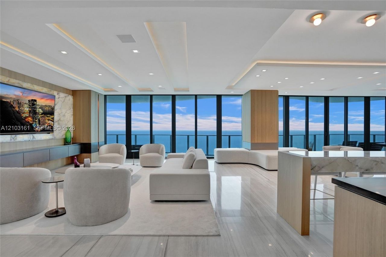 19575 Collins Ave , Unit 33, Sunny Isles Beach, FL 33160 Photo