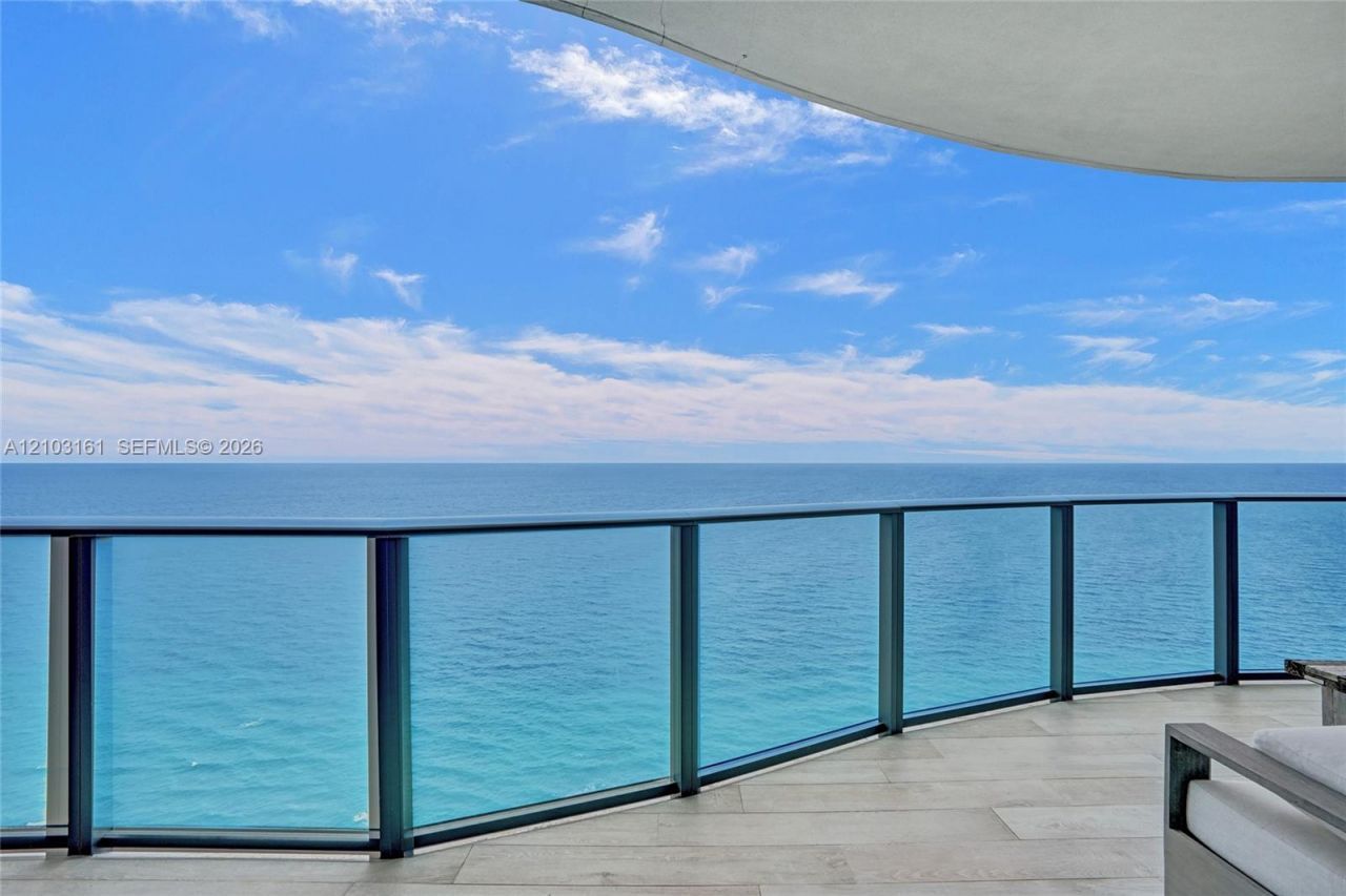 19575 Collins Ave , Unit 33, Sunny Isles Beach, FL 33160 Photo