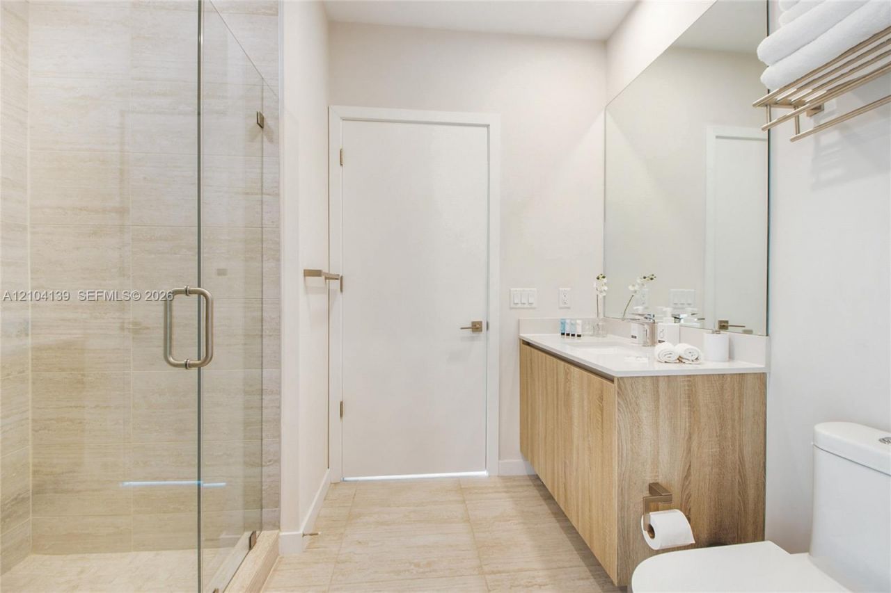 3900 Biscayne Blvd , Unit S-1210, Miami, FL 33137 Photo