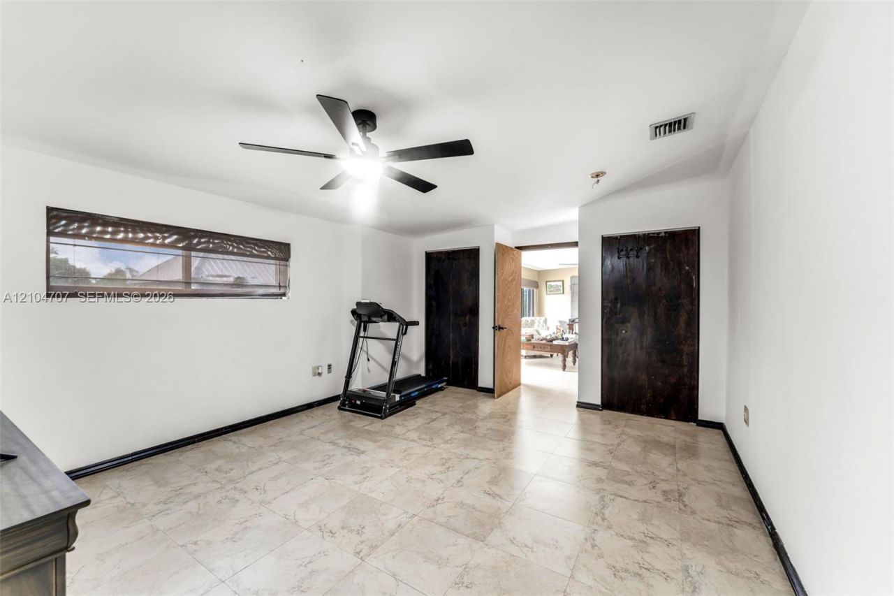 20500 SW 198th St, Miami, FL 33187 Photo