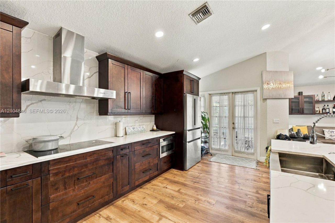 2025 NW 127th Ter , Coral Springs, FL 33071 Photo