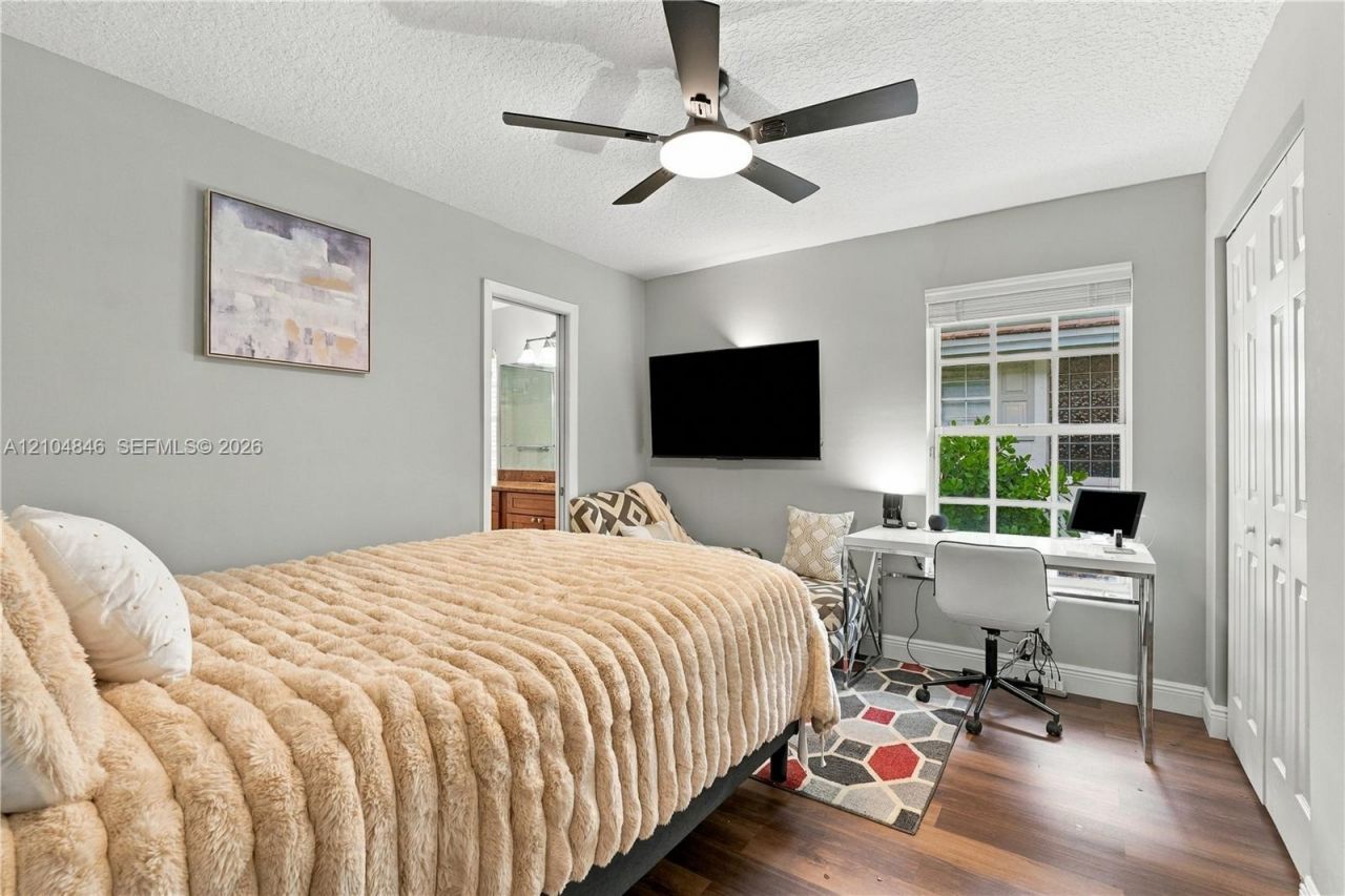 2025 NW 127th Ter , Coral Springs, FL 33071 Photo