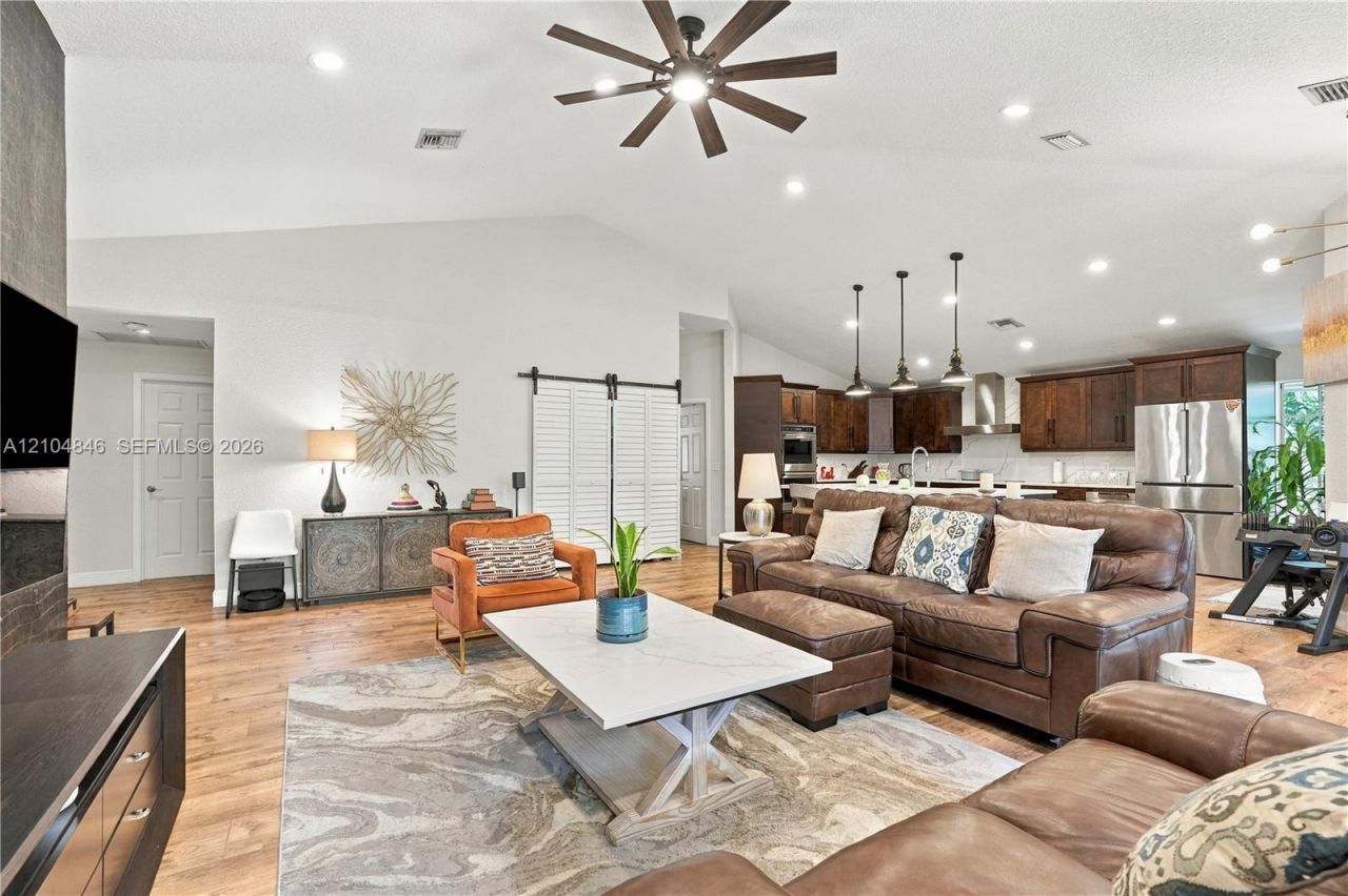 2025 NW 127th Ter , Coral Springs, FL 33071 Photo