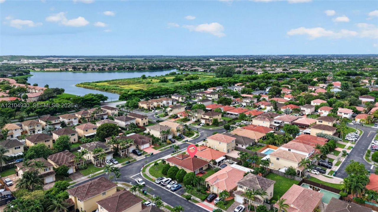 8949 SW 215 Terr , Cutler Bay, FL 33189 Photo