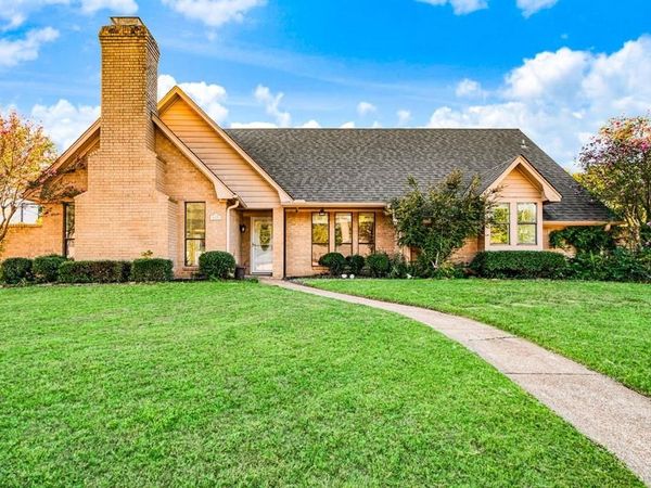 420 SE 39 Street, Paris, TX 75460