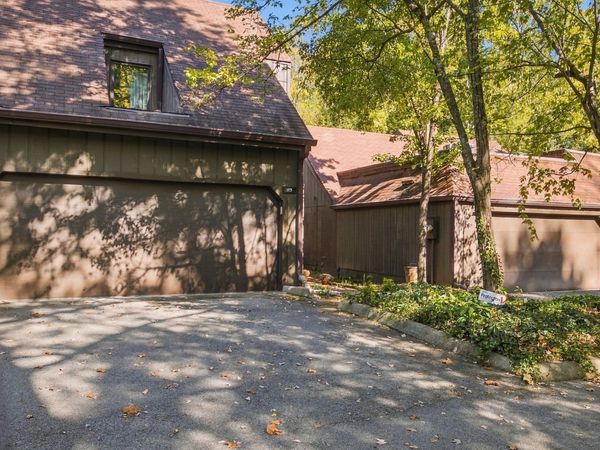 119 Holly Frst , Nashville, TN 37221