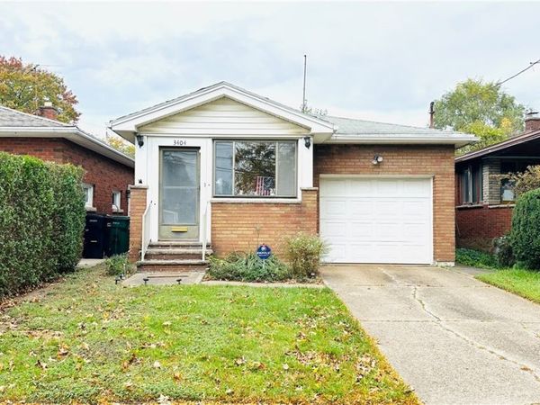 3404 Walnut Avenue , Niagara Falls, NY 14301