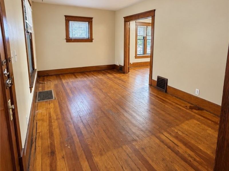 728 Dayton Street , Akron, OH 44310 Photo 5