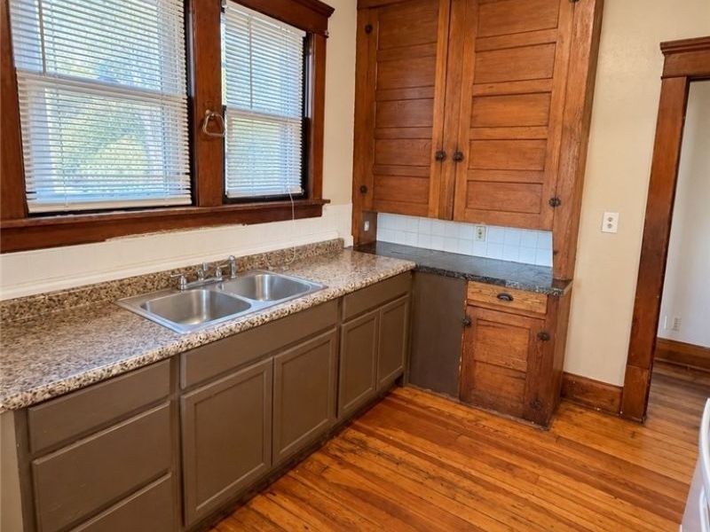 728 Dayton Street , Akron, OH 44310 Photo 6