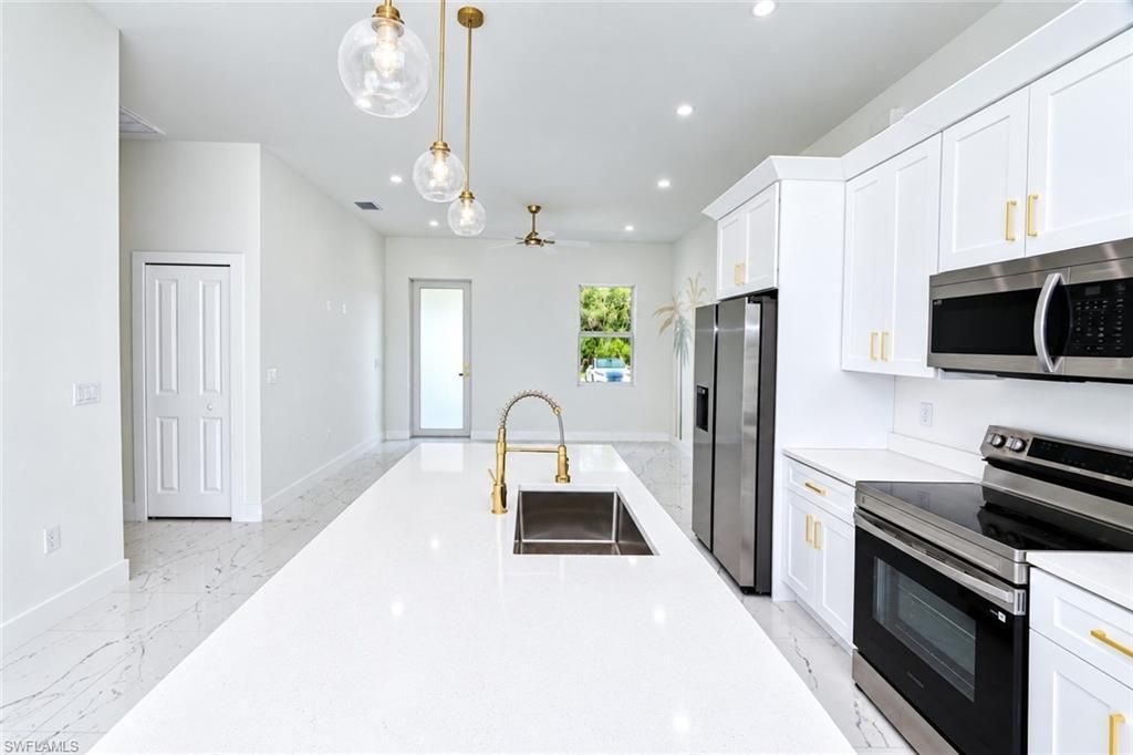 465 Windermere Dr , Lehigh Acres, FL 33972 Photo
