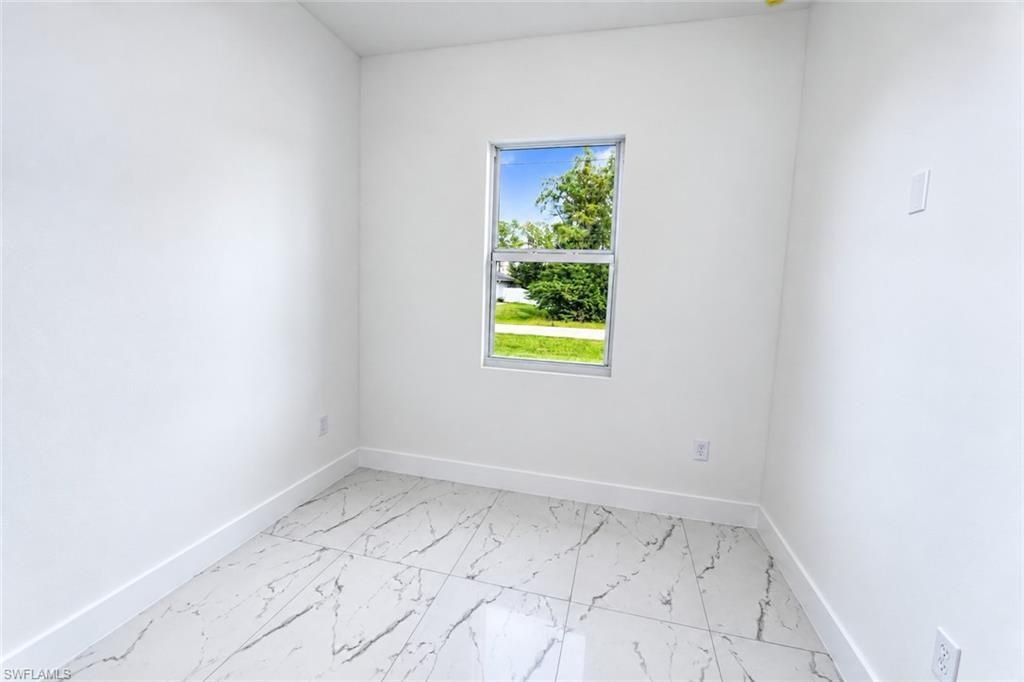 465 Windermere Dr , Lehigh Acres, FL 33972 Photo
