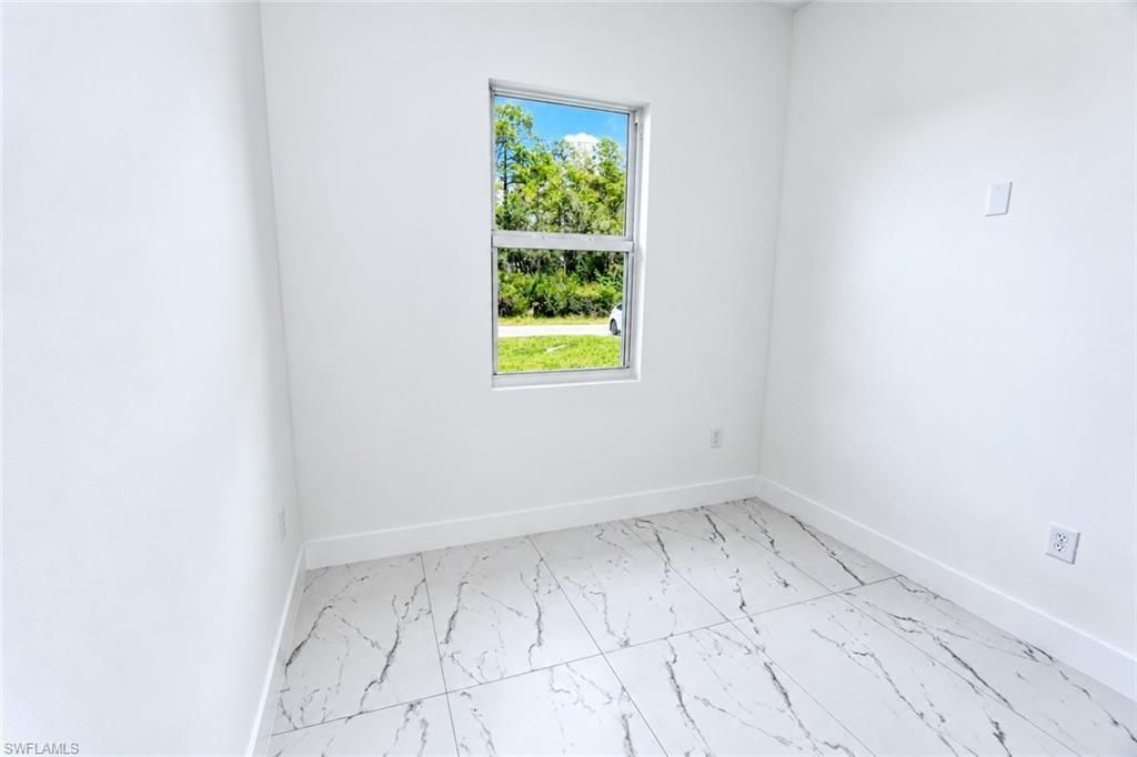 465 Windermere Dr , Lehigh Acres, FL 33972 Photo