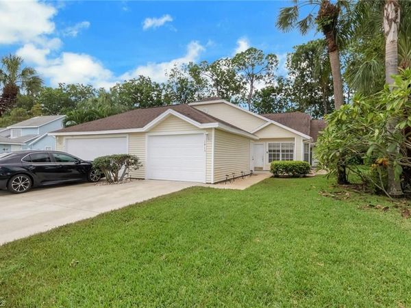 1413 Monarch CIR , Unit B4, NAPLES, FL 34116