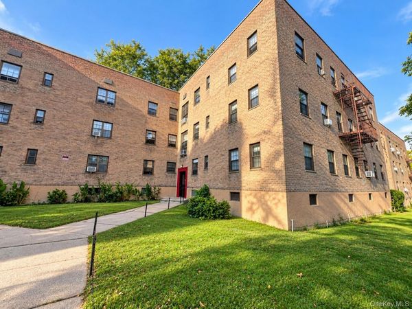 144-37 79th Ave , Unit 1N, Kew Garden Hills, NY 11367