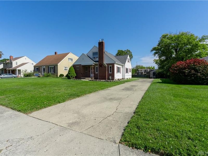 2420 Shawnee Boulevard, Springfield, OH 45504 Photo 3