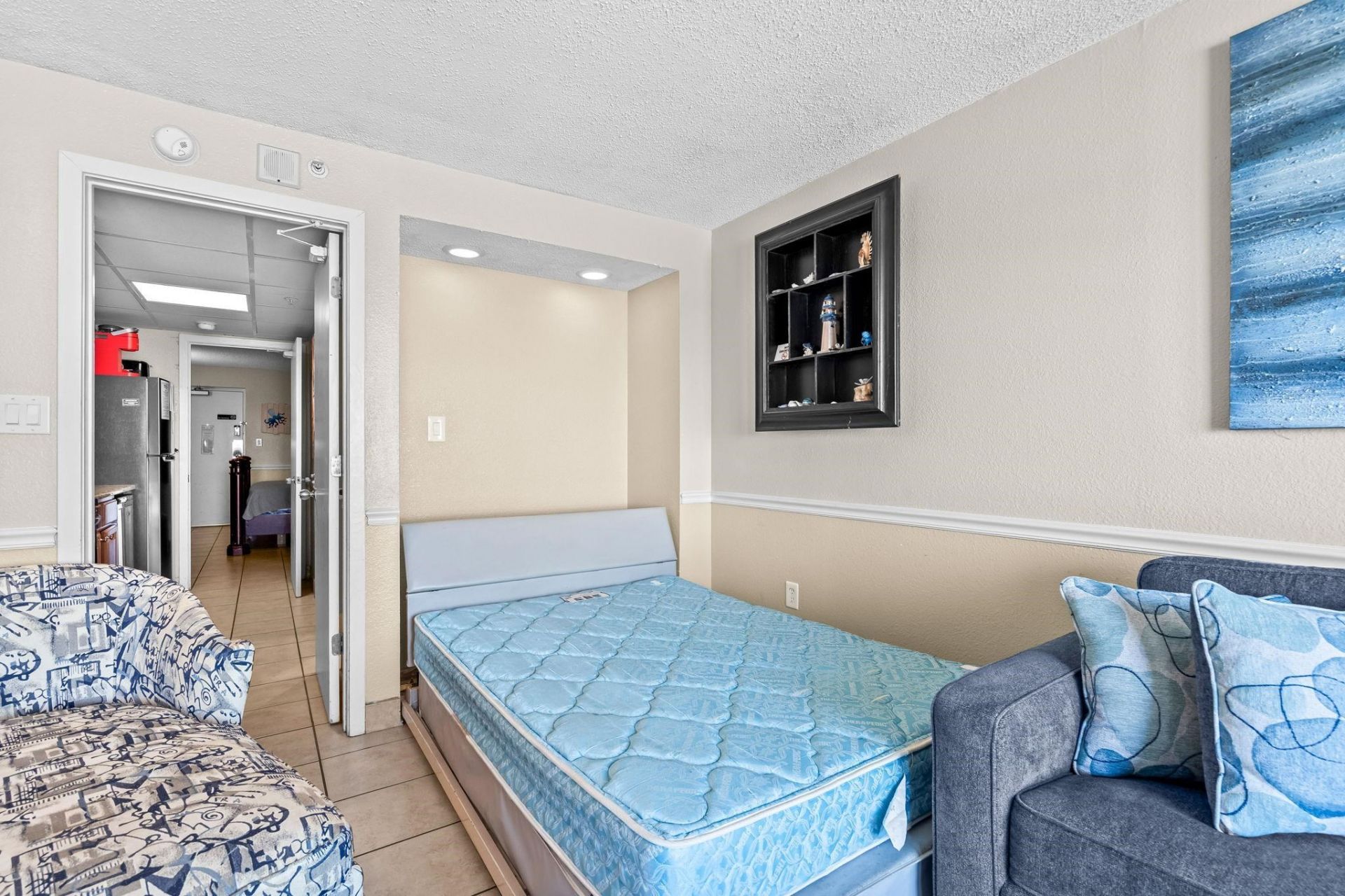 2300 N Ocean Blvd.  Photo 28