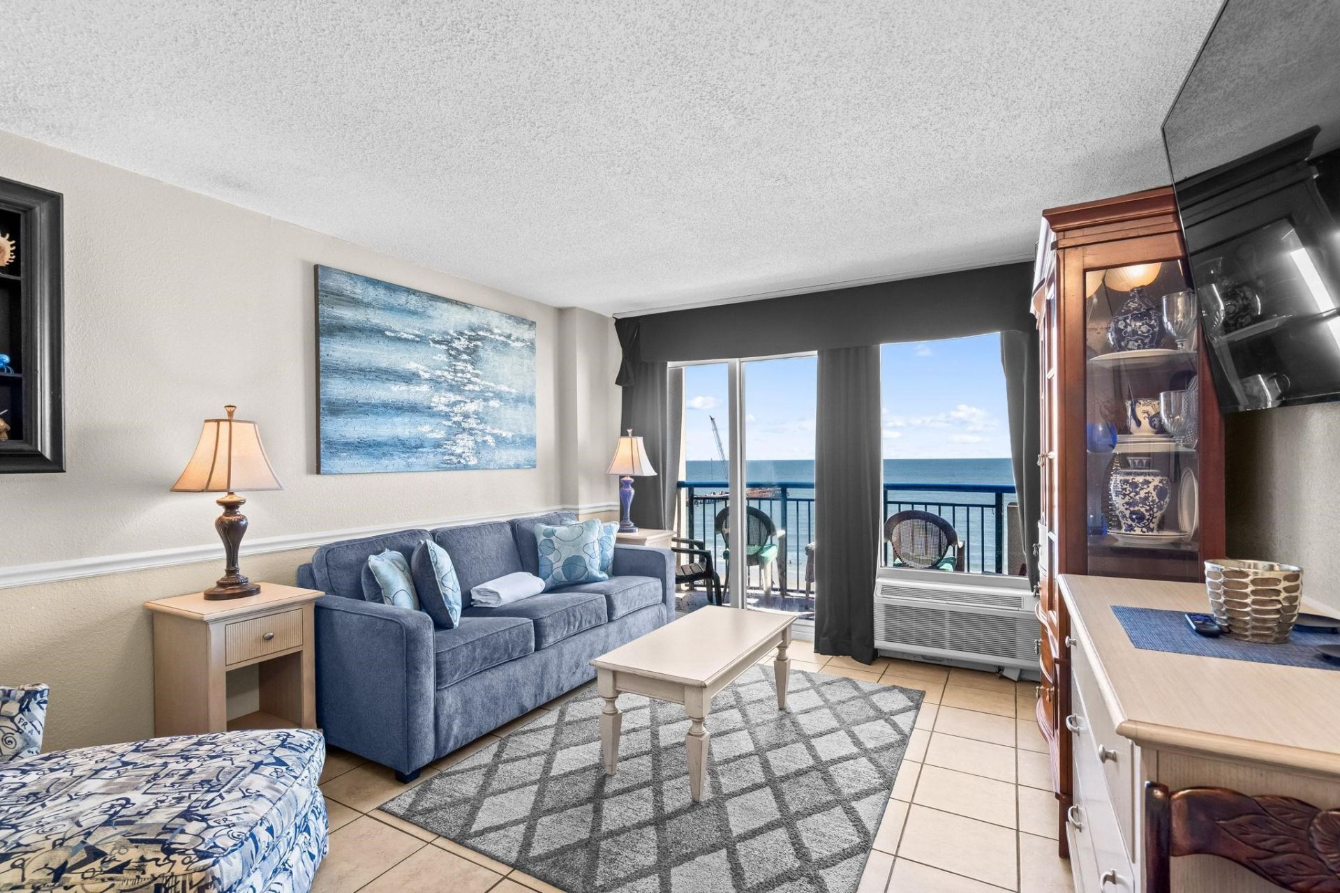2300 N Ocean Blvd.  Photo 4