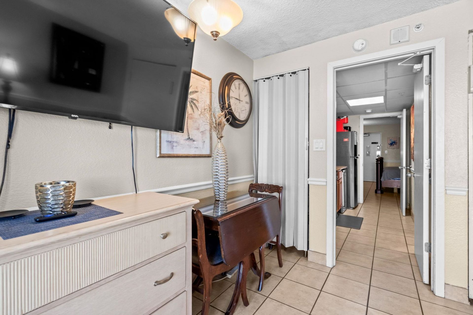 2300 N Ocean Blvd.  Photo 9
