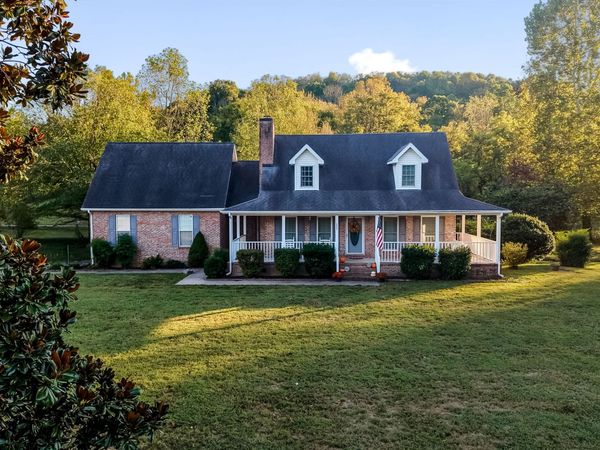 222 Amanda Dr , Bell Buckle, TN 37020