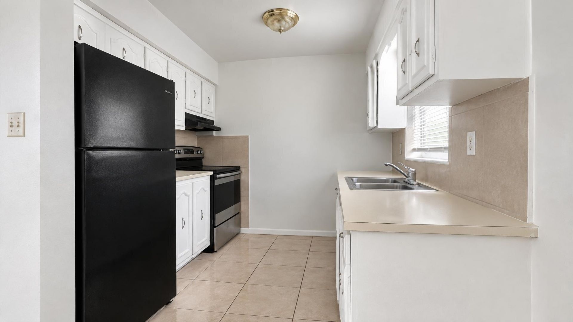 3970 NW 31st Terrace, Unit 4, Lauderdale Lakes, FL 33309 Photo