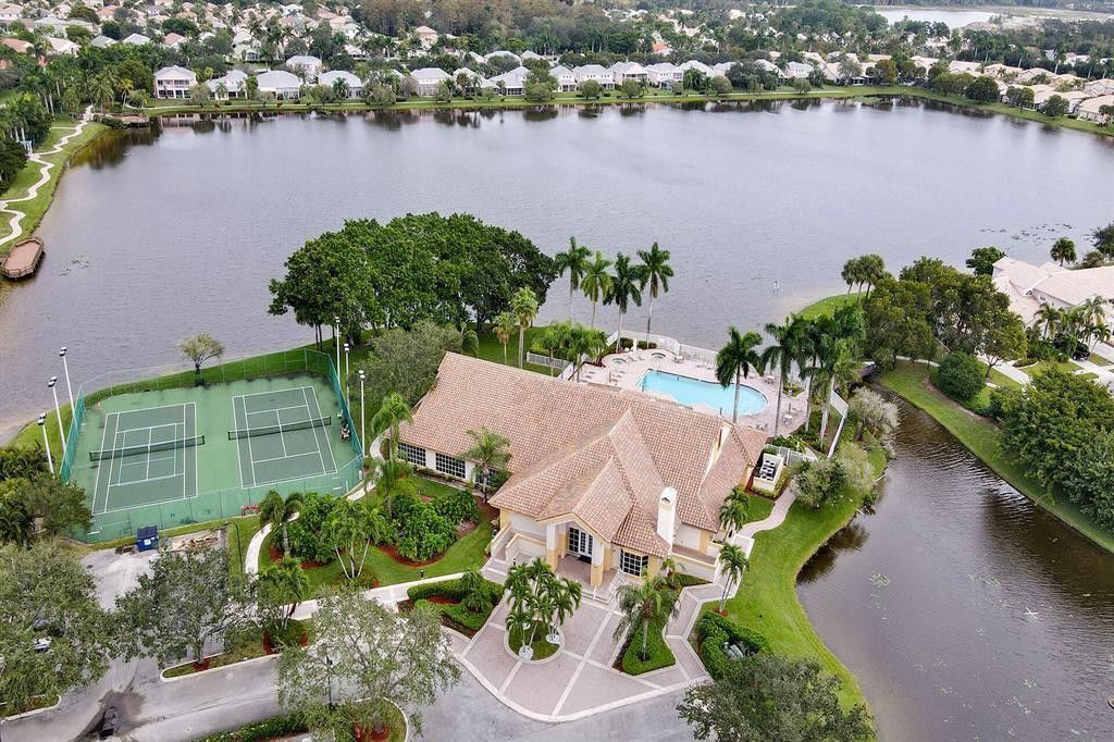 1713 Carriage Brooke Drive, Wellington, FL 33414 Photo