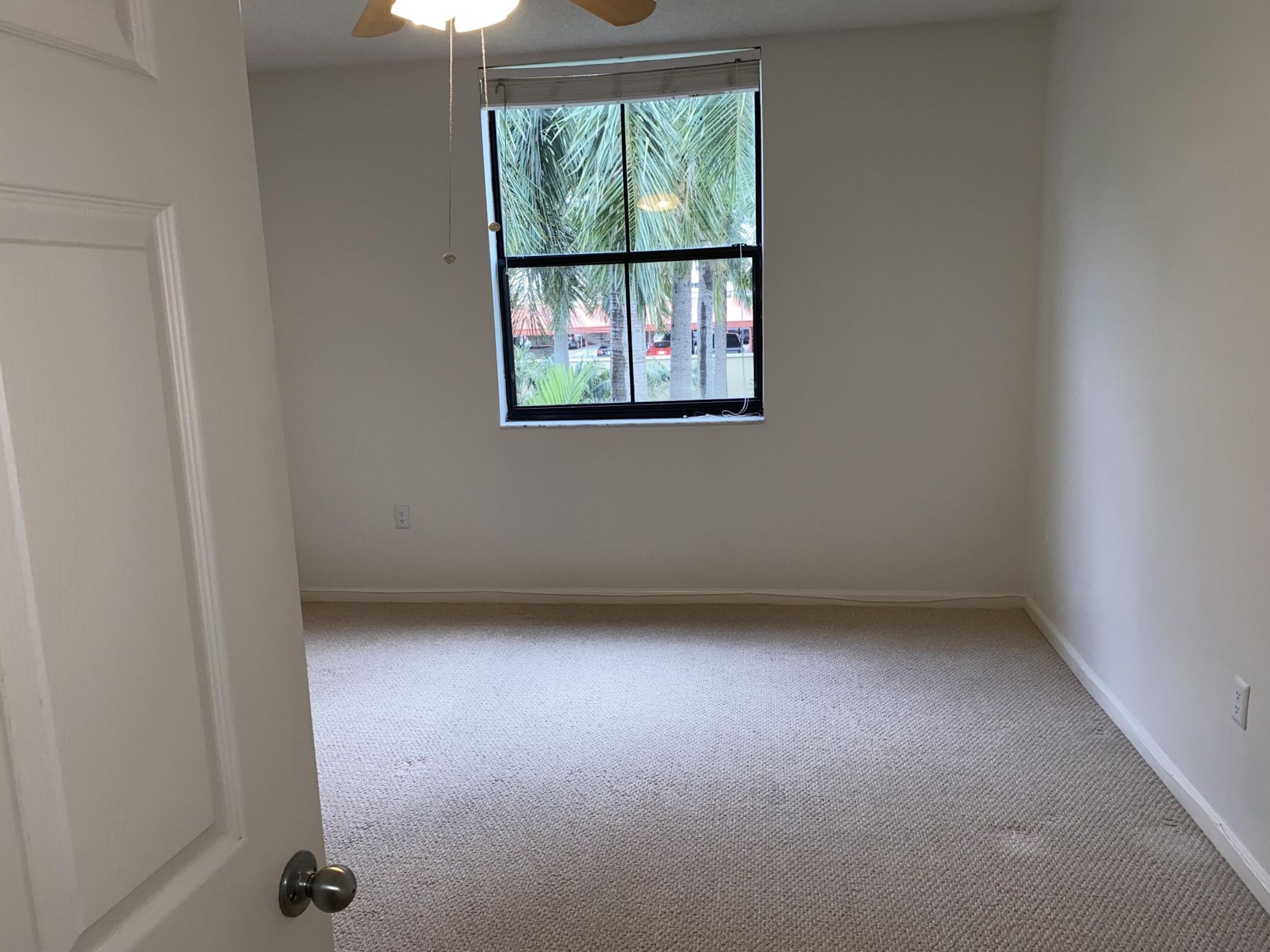 720 S Sapodilla Avenue, Unit 408, West Palm Beach, FL 33401 Photo